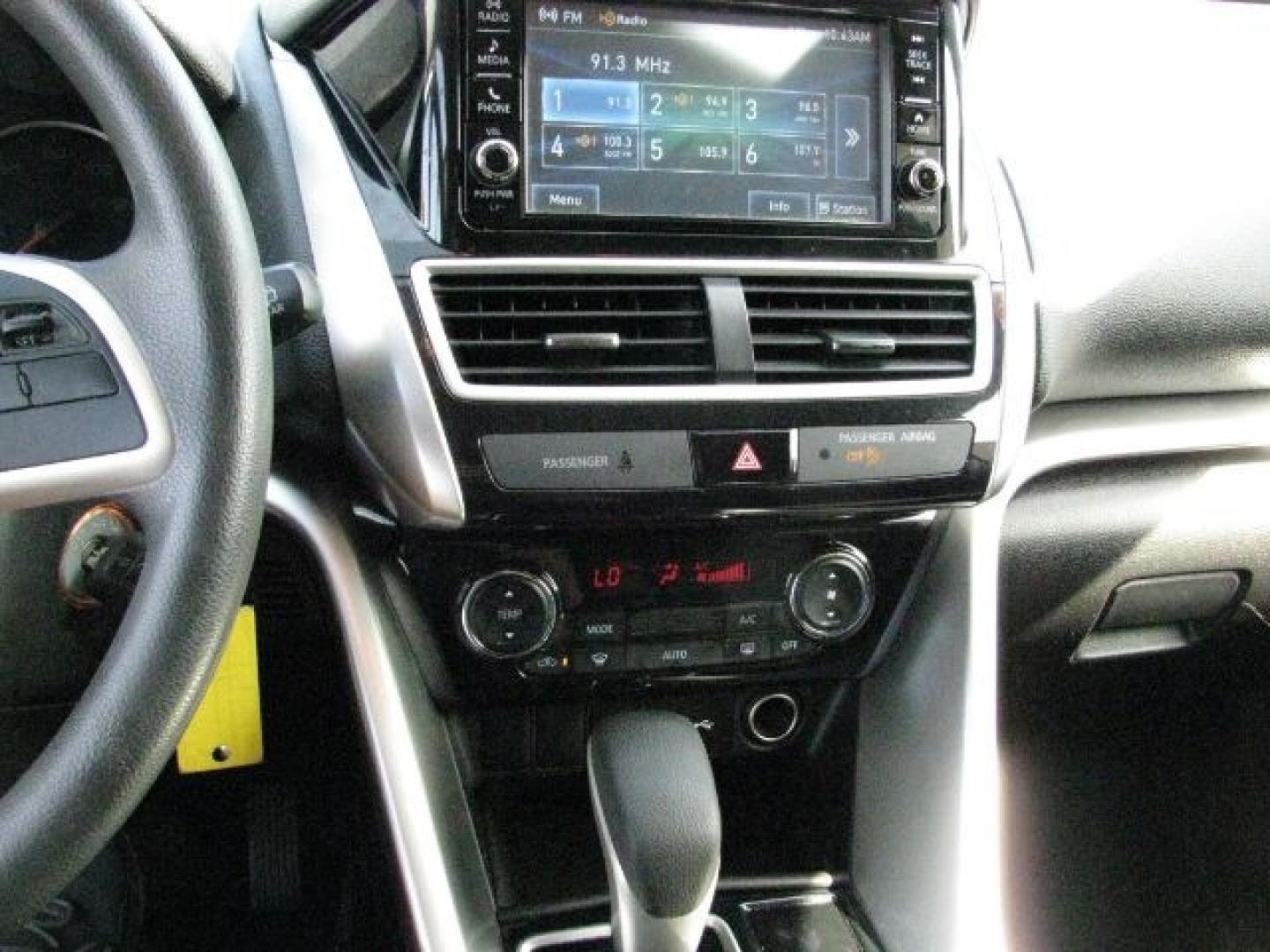 2020 Silver Mitsubishi Eclipse Cross ES 1.5T (JA4AS3AA0LZ) with an 1.5L I-4 gasoline direct injection engine, Automatic transmission, located at 2443 Albert Pike, Hot Springs, AR, 71913, (501) 623-6255, 34.492222, -93.109993- Photo#9