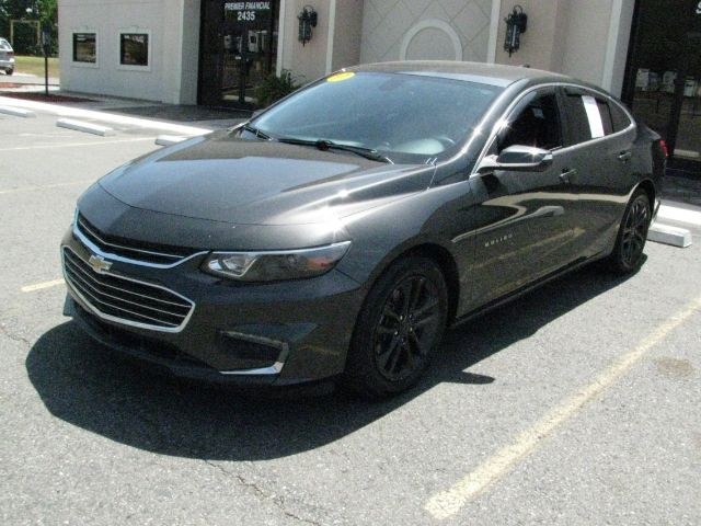 photo of 2017 Chevrolet Malibu 1LT