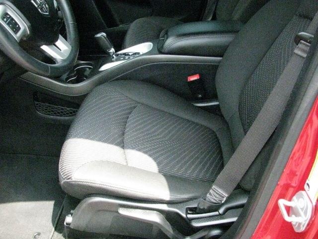 2018 Red Dodge Journey SE (3C4PDCAB5JT) with an Tigershark MultiAir 2.4L I-4 DOHC engine, Automatic transmission, located at 2443 Albert Pike, Hot Springs, AR, 71913, (501) 623-6255, 34.492222, -93.109993- Photo#8