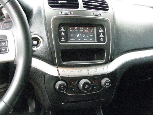 2018 Red Dodge Journey SE (3C4PDCAB5JT) with an Tigershark MultiAir 2.4L I-4 DOHC engine, Automatic transmission, located at 2443 Albert Pike, Hot Springs, AR, 71913, (501) 623-6255, 34.492222, -93.109993- Photo#9