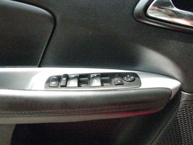 2018 Red Dodge Journey SE (3C4PDCAB5JT) with an Tigershark MultiAir 2.4L I-4 DOHC engine, Automatic transmission, located at 2443 Albert Pike, Hot Springs, AR, 71913, (501) 623-6255, 34.492222, -93.109993- Photo#10