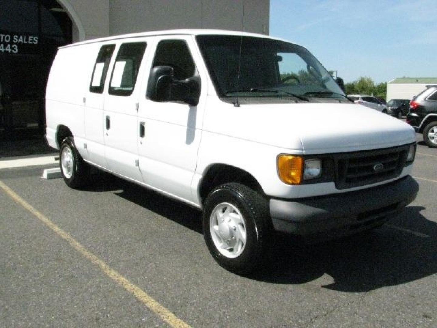 2007 White Ford E-150 Commercial | Recreational (1FTNE14W37D) with an Triton 4.6L V-8 regular unleaded engine, Automatic transmission, located at 2443 Albert Pike, Hot Springs, AR, 71913, (501) 623-6255, 34.492222, -93.109993- Photo#0