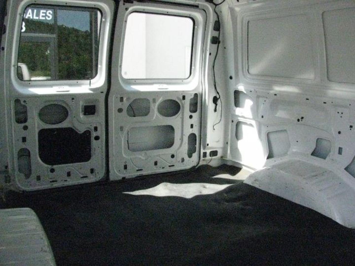 2007 White Ford E-150 Commercial | Recreational (1FTNE14W37D) with an Triton 4.6L V-8 regular unleaded engine, Automatic transmission, located at 2443 Albert Pike, Hot Springs, AR, 71913, (501) 623-6255, 34.492222, -93.109993- Photo#7
