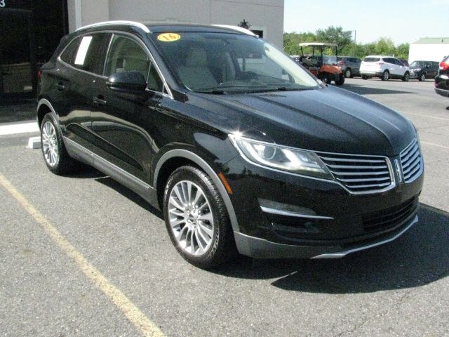 photo of 2016 Lincoln MKC Reserve