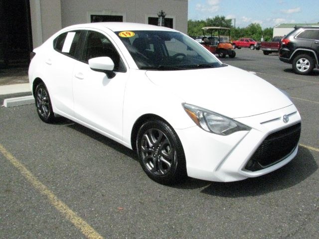 photo of 2019 Toyota Yaris Sedan LE