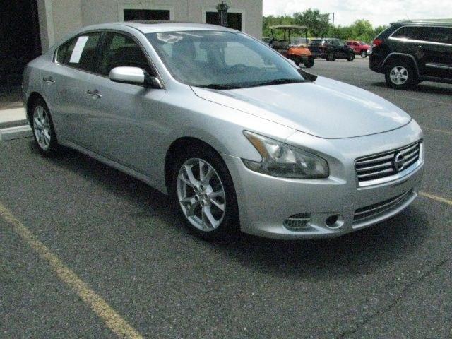 2012 Silver Nissan Maxima 3.5 S (1N4AA5APXCC) with an VQ 3.5L V-6 DOHC engine, CVT transmission, located at 2443 Albert Pike, Hot Springs, AR, 71913, (501) 623-6255, 34.492222, -93.109993- Photo#5