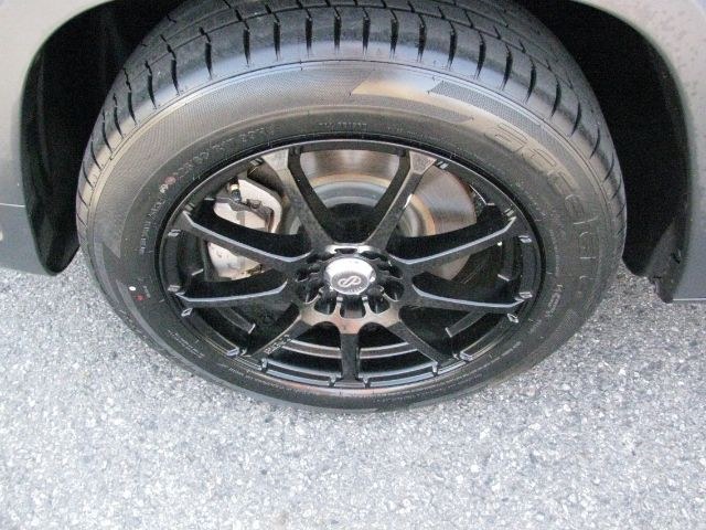 2020 Blue Jeep Cherokee Latitude FWD (1C4PJLCB0LD) with an MultiAir2 Tigershark 2.4L I-4 variable valve contr engine, Automatic transmission, located at 2443 Albert Pike, Hot Springs, AR, 71913, (501) 623-6255, 34.492222, -93.109993- Photo#6