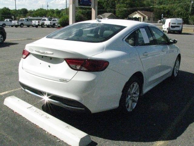 2017 White Chrysler 200 Limited Platinum (1C3CCCAB6HN) with an 2.4L engine, Automatic transmission, located at 2443 Albert Pike, Hot Springs, AR, 71913, (501) 623-6255, 34.492222, -93.109993- Photo#3