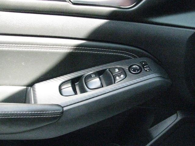 2019 White Nissan Altima 2.5 S (1N4BL4BVXKC) with an 2.5L I-4 gasoline direct injection engine, CVT transmission, located at 2443 Albert Pike, Hot Springs, AR, 71913, (501) 623-6255, 34.492222, -93.109993- Photo#10