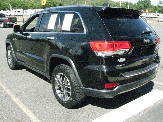 2019 Black Jeep Grand Cherokee Limited 4x4 (1C4RJFBG1KC) with an Pentastar 3.6L V-6 DOHC engine, Automatic transmission, located at 2443 Albert Pike, Hot Springs, AR, 71913, (501) 623-6255, 34.492222, -93.109993- Photo#2