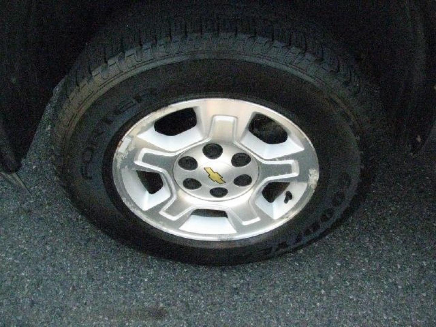 2008 Blue Chevrolet Silverado 1500 LT1 (2GCEC13CX81) with an Vortec 4.8L V-8 regular unleaded engine, Automatic transmission, located at 2443 Albert Pike, Hot Springs, AR, 71913, (501) 623-6255, 34.492222, -93.109993- Photo#7