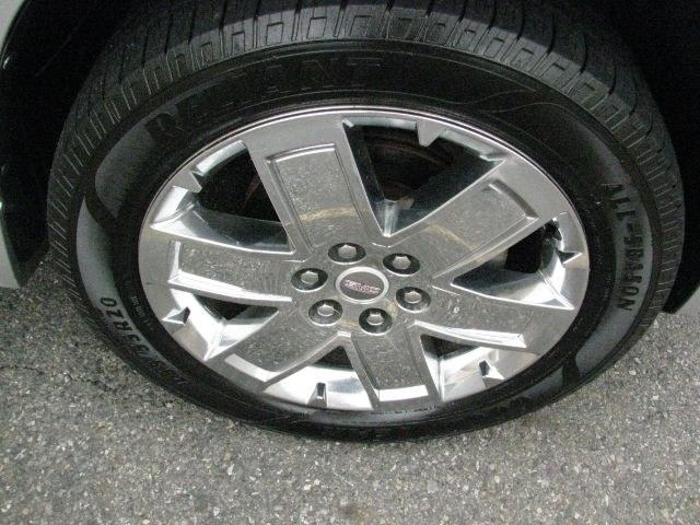 2016 Silver GMC Acadia Denali (1GKKRTKD9GJ) with an 3.6L V-6 gasoline direct injection engine, Automatic transmission, located at 2443 Albert Pike, Hot Springs, AR, 71913, (501) 623-6255, 34.492222, -93.109993- Photo#6