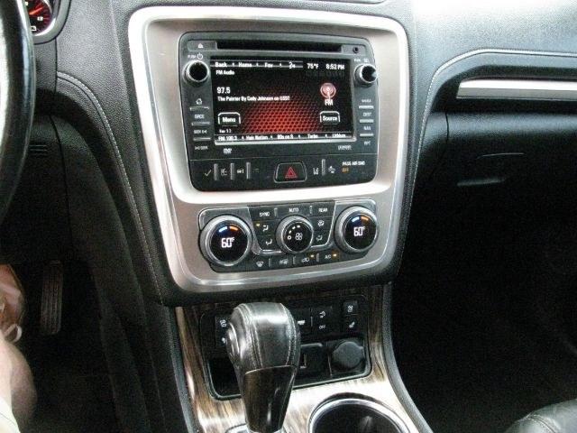 2016 Silver GMC Acadia Denali (1GKKRTKD9GJ) with an 3.6L V-6 gasoline direct injection engine, Automatic transmission, located at 2443 Albert Pike, Hot Springs, AR, 71913, (501) 623-6255, 34.492222, -93.109993- Photo#9