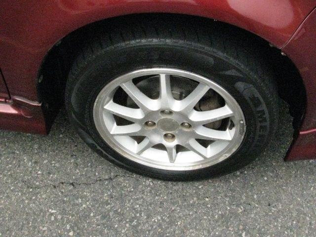 2006 Maroon Scion xB Base (JTLKT324964) with an 1.5l engine, Automatic transmission, located at 2443 Albert Pike, Hot Springs, AR, 71913, (501) 623-6255, 34.492222, -93.109993- Photo#6