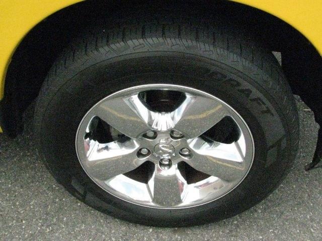 2016 Yellow Ram 1500 Lone Star (1C6RR6LT9GS) with an HEMI 5.7L V-8 variable valve control engine, Automatic transmission, located at 2443 Albert Pike, Hot Springs, AR, 71913, (501) 623-6255, 34.492222, -93.109993- Photo#7