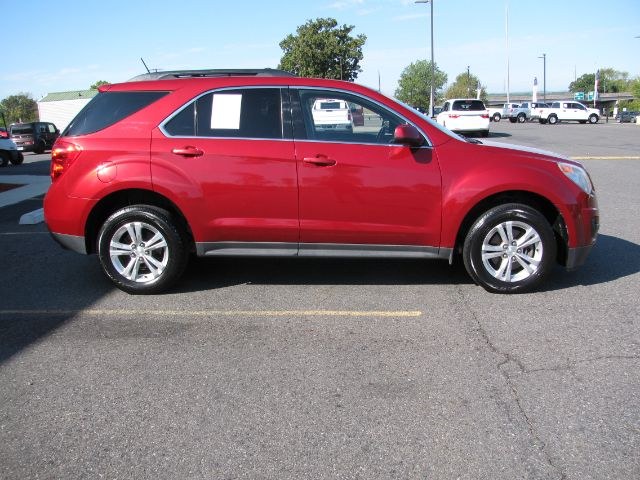 2014 Maroon Chevrolet Equinox LT (2GNALBEK7E6) with an 2.4L engine, Automatic transmission, located at 2443 Albert Pike, Hot Springs, AR, 71913, (501) 623-6255, 34.492222, -93.109993- Photo#1