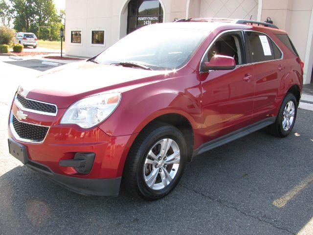 2014 Maroon Chevrolet Equinox LT (2GNALBEK7E6) with an 2.4L engine, Automatic transmission, located at 2443 Albert Pike, Hot Springs, AR, 71913, (501) 623-6255, 34.492222, -93.109993- Photo#5