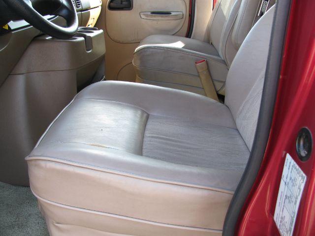 1998 Maroon Dodge Ram Van Commercial | Conversion (2B6HB11X5WK) with an 3.9L V-6 regular unleaded engine, Automatic transmission, located at 2443 Albert Pike, Hot Springs, AR, 71913, (501) 623-6255, 34.492222, -93.109993- Photo#9