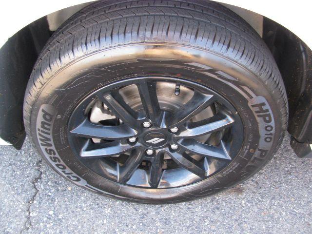 2020 White Dodge Journey SE Value (3C4PDCAB6LT) with an Tigershark MultiAir 2.4L I-4 DOHC engine, Automatic transmission, located at 2443 Albert Pike, Hot Springs, AR, 71913, (501) 623-6255, 34.492222, -93.109993- Photo#6