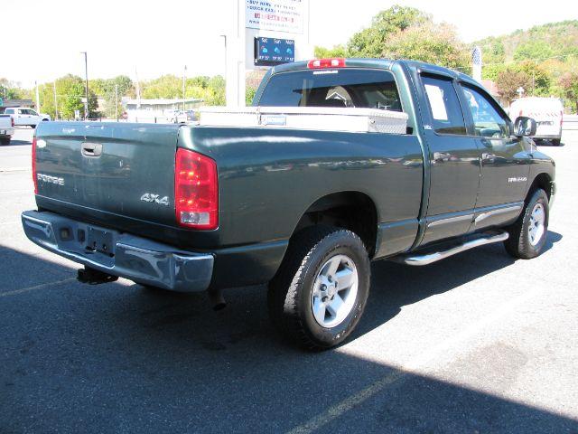 2002 Green Dodge Ram 1500 ST (3D7HU18Z12G) with an Magnum 5.9L V-8 regular gasoline engine, Automatic transmission, located at 2443 Albert Pike, Hot Springs, AR, 71913, (501) 623-6255, 34.492222, -93.109993- Photo#2
