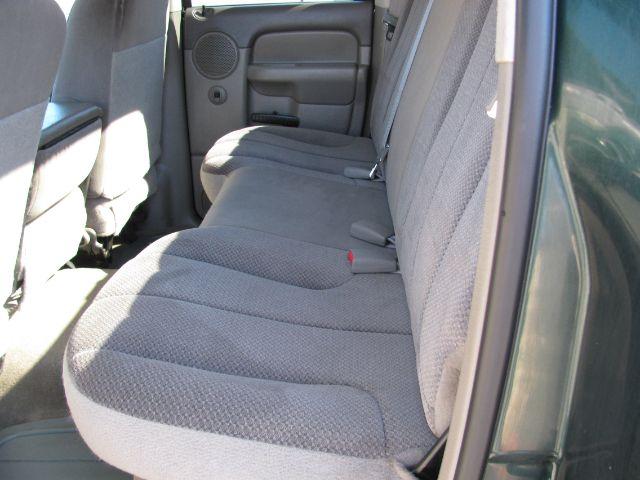 2002 Green Dodge Ram 1500 ST (3D7HU18Z12G) with an Magnum 5.9L V-8 regular gasoline engine, Automatic transmission, located at 2443 Albert Pike, Hot Springs, AR, 71913, (501) 623-6255, 34.492222, -93.109993- Photo#8
